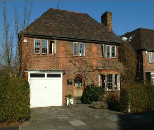39 Middleway